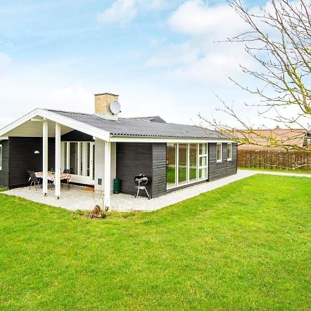 8 Person Holiday Home In Ebeltoft Eksteriør billede